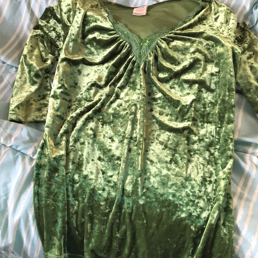 Faded glory velvet top